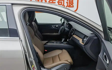Volvo S60 III, 2021 год, 1 900 000 рублей, 16 фотография
