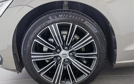 Volvo S60 III, 2021 год, 1 900 000 рублей, 22 фотография
