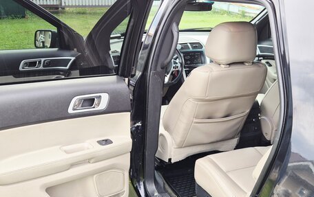 Ford Explorer VI, 2013 год, 1 800 000 рублей, 13 фотография