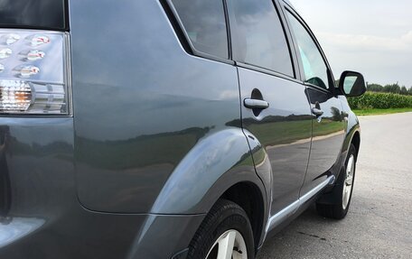 Mitsubishi Outlander III рестайлинг 3, 2008 год, 850 000 рублей, 5 фотография