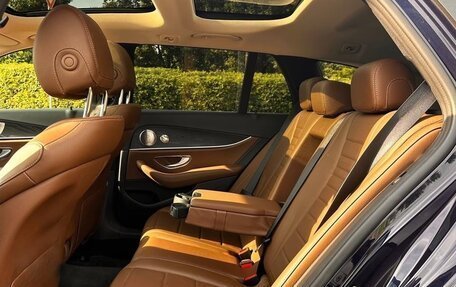 Mercedes-Benz E-Класс, 2017 год, 3 177 000 рублей, 6 фотография