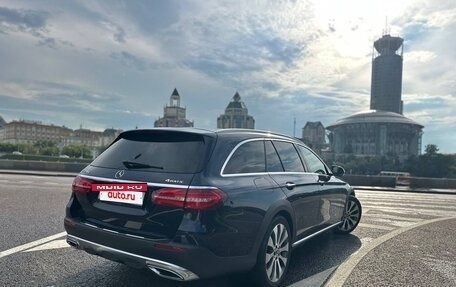 Mercedes-Benz E-Класс, 2017 год, 3 177 000 рублей, 3 фотография