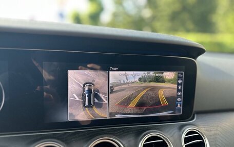 Mercedes-Benz E-Класс, 2017 год, 3 177 000 рублей, 28 фотография