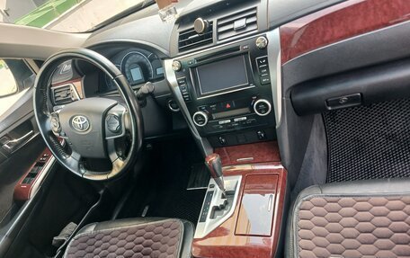 Toyota Camry, 2012 год, 1 500 000 рублей, 8 фотография