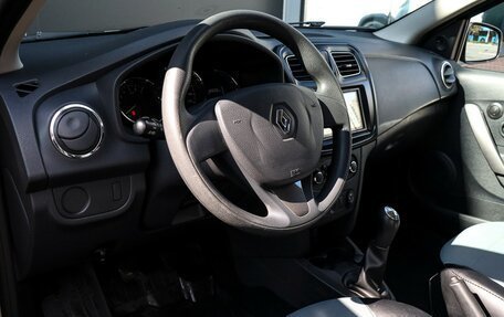 Renault Logan II, 2017 год, 767 000 рублей, 9 фотография