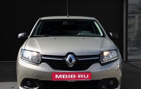 Renault Logan II, 2017 год, 767 000 рублей, 2 фотография