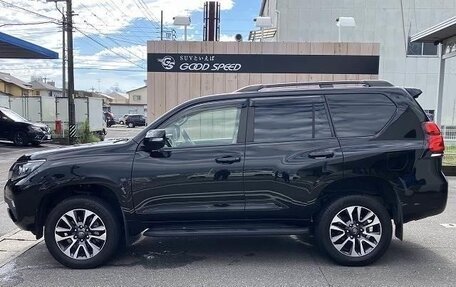 Toyota Land Cruiser Prado 150 рестайлинг 2, 2016 год, 2 340 333 рублей, 5 фотография
