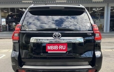 Toyota Land Cruiser Prado 150 рестайлинг 2, 2016 год, 2 340 333 рублей, 6 фотография