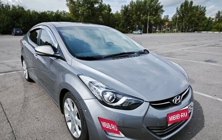 Hyundai Avante, 2011 год, 990 000 рублей, 1 фотография