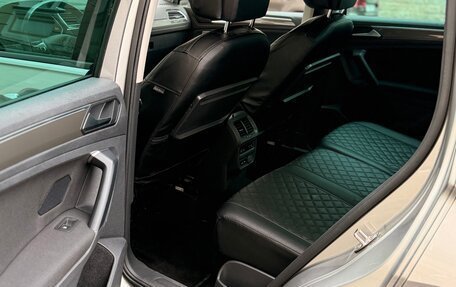 Volkswagen Tiguan II, 2019 год, 2 450 000 рублей, 14 фотография