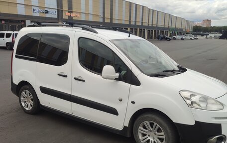 Peugeot Partner II рестайлинг 2, 2013 год, 700 000 рублей, 2 фотография