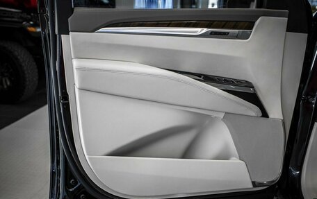 Cadillac Escalade V, 2025 год, 23 370 000 рублей, 10 фотография
