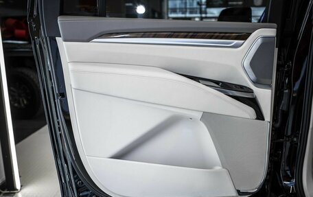 Cadillac Escalade V, 2025 год, 23 370 000 рублей, 13 фотография