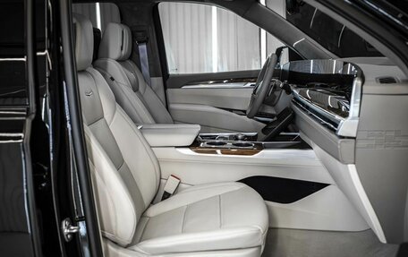 Cadillac Escalade V, 2025 год, 23 370 000 рублей, 21 фотография