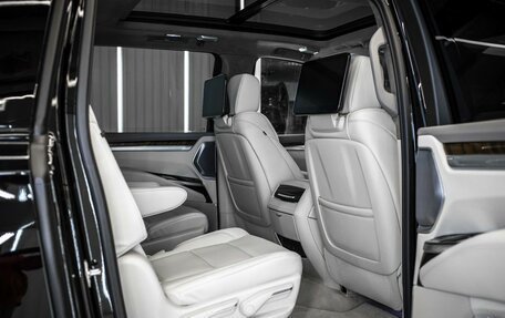 Cadillac Escalade V, 2025 год, 23 370 000 рублей, 19 фотография