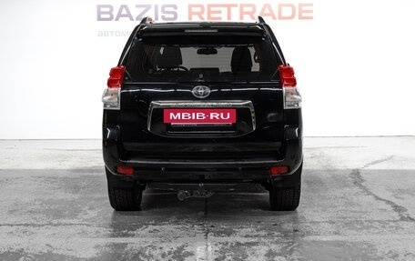 Toyota Land Cruiser Prado 150 рестайлинг 2, 2010 год, 2 650 000 рублей, 6 фотография
