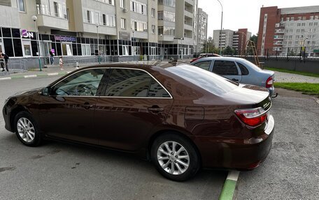Toyota Camry, 2017 год, 2 590 000 рублей, 7 фотография