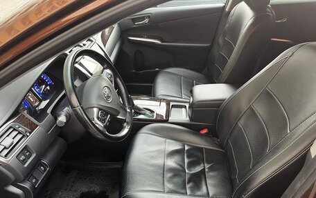 Toyota Camry, 2017 год, 2 590 000 рублей, 9 фотография
