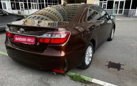 Toyota Camry, 2017 год, 2 590 000 рублей, 6 фотография