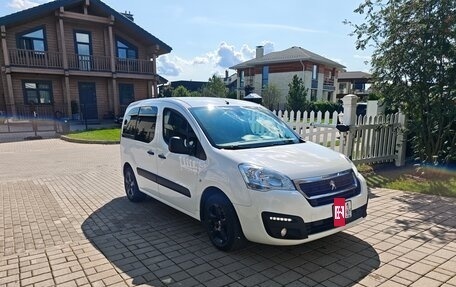 Peugeot Partner II рестайлинг 2, 2021 год, 1 850 000 рублей, 8 фотография