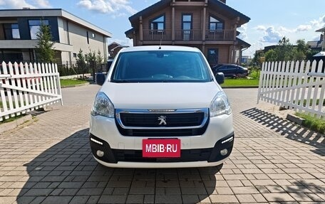 Peugeot Partner II рестайлинг 2, 2021 год, 1 850 000 рублей, 7 фотография