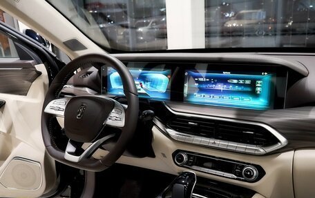 FAW Bestune T77, 2023 год, 2 076 000 рублей, 10 фотография