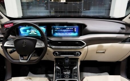 FAW Bestune T77, 2023 год, 2 076 000 рублей, 9 фотография