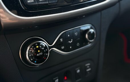 Renault Sandero II рестайлинг, 2016 год, 799 999 рублей, 6 фотография