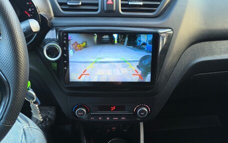 KIA Rio III рестайлинг, 2015 год, 1 000 000 рублей, 11 фотография
