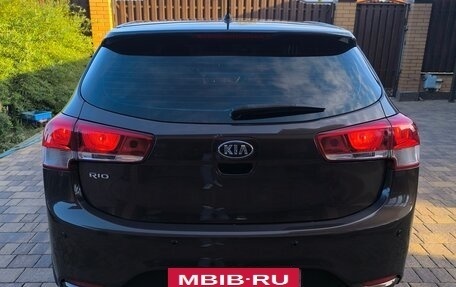 KIA Rio III рестайлинг, 2015 год, 1 000 000 рублей, 5 фотография
