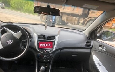 Hyundai Solaris II рестайлинг, 2014 год, 850 000 рублей, 1 фотография