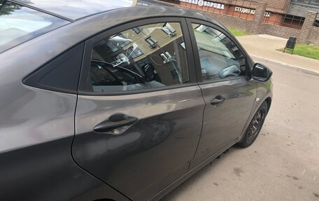Hyundai Solaris II рестайлинг, 2014 год, 850 000 рублей, 5 фотография