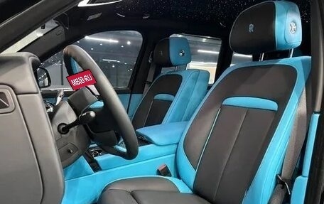 Rolls-Royce Cullinan, 2024 год, 62 250 000 рублей, 5 фотография