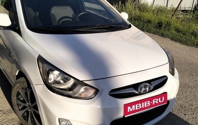 Hyundai Solaris II рестайлинг, 2012 год, 580 000 рублей, 1 фотография