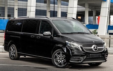 Mercedes-Benz V-Класс, 2023 год, 14 990 000 рублей, 2 фотография