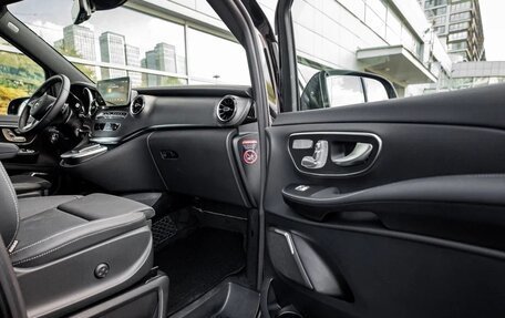 Mercedes-Benz V-Класс, 2023 год, 14 990 000 рублей, 21 фотография