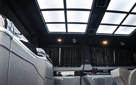 Mercedes-Benz V-Класс, 2023 год, 14 990 000 рублей, 25 фотография