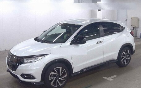 Honda Vezel, 2019 год, 2 150 000 рублей, 2 фотография