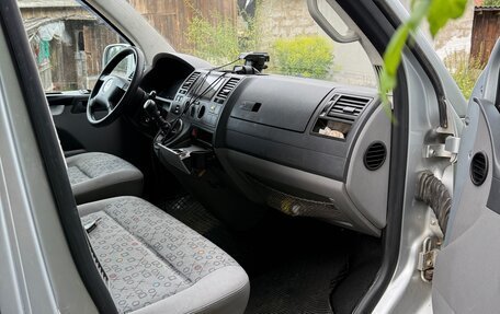 Volkswagen Transporter T5 рестайлинг, 2004 год, 1 150 000 рублей, 7 фотография