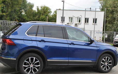 Volkswagen Tiguan II, 2018 год, 1 899 000 рублей, 3 фотография
