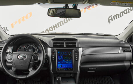 Toyota Camry, 2013 год, 1 745 000 рублей, 10 фотография