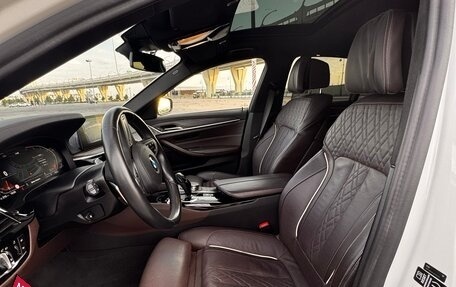 BMW 5 серия, 2020 год, 3 990 000 рублей, 14 фотография