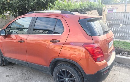 Chevrolet Tracker III, 2015 год, 880 000 рублей, 7 фотография