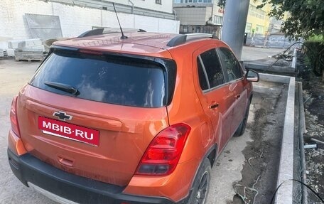 Chevrolet Tracker III, 2015 год, 880 000 рублей, 5 фотография