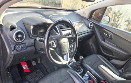 Chevrolet Tracker III, 2015 год, 880 000 рублей, 12 фотография