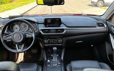 Mazda 6, 2017 год, 1 950 000 рублей, 13 фотография