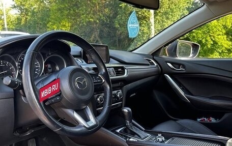 Mazda 6, 2017 год, 1 950 000 рублей, 11 фотография