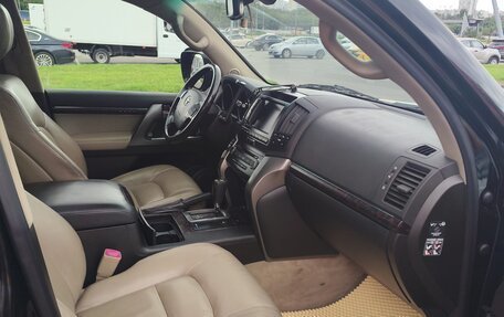 Toyota Land Cruiser 200, 2009 год, 2 950 000 рублей, 6 фотография