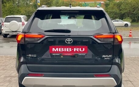 Toyota RAV4, 2025 год, 3 700 000 рублей, 6 фотография