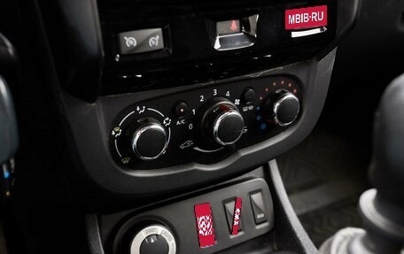 Renault Duster I рестайлинг, 2015 год, 1 048 000 рублей, 9 фотография